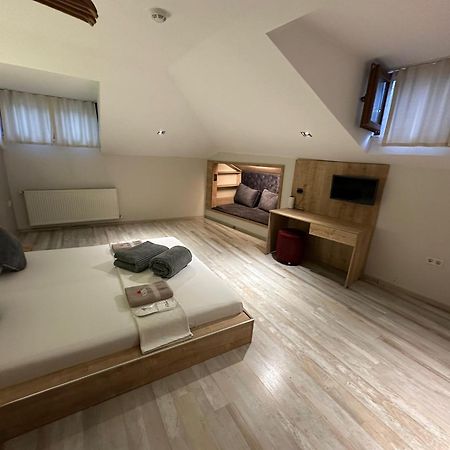 Social House Mil Hotel Istanbul Ngoại thất bức ảnh