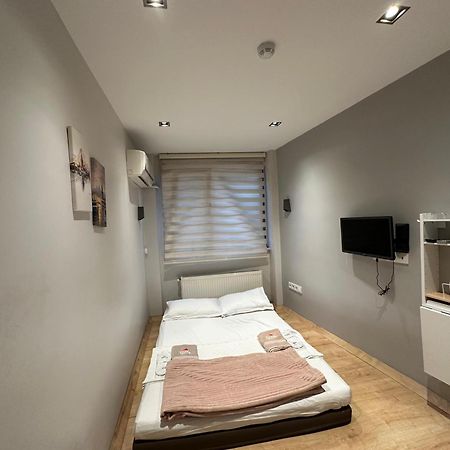Social House Mil Hotel Istanbul Ngoại thất bức ảnh