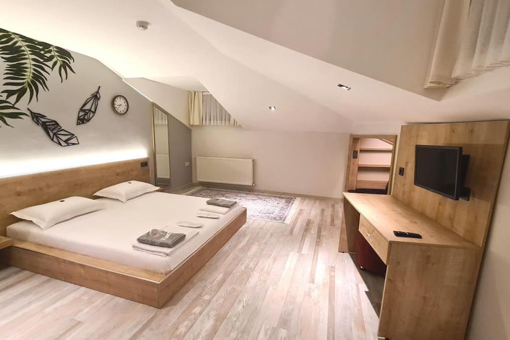 Social House Mil Hotel Istanbul Ngoại thất bức ảnh