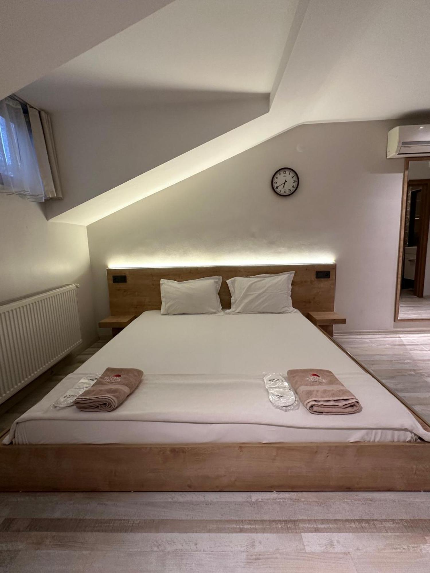 Social House Mil Hotel Istanbul Ngoại thất bức ảnh