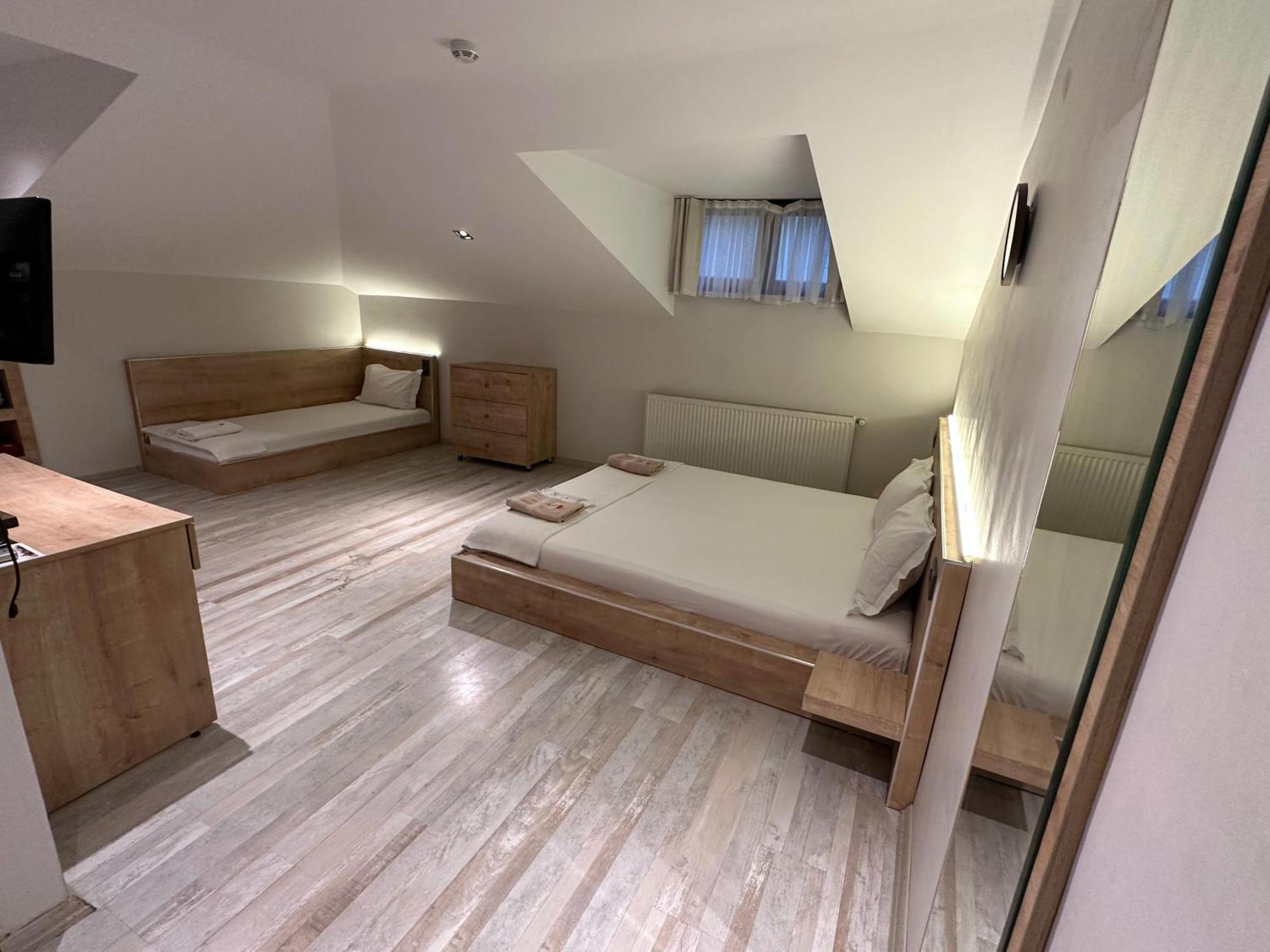 Social House Mil Hotel Istanbul Ngoại thất bức ảnh