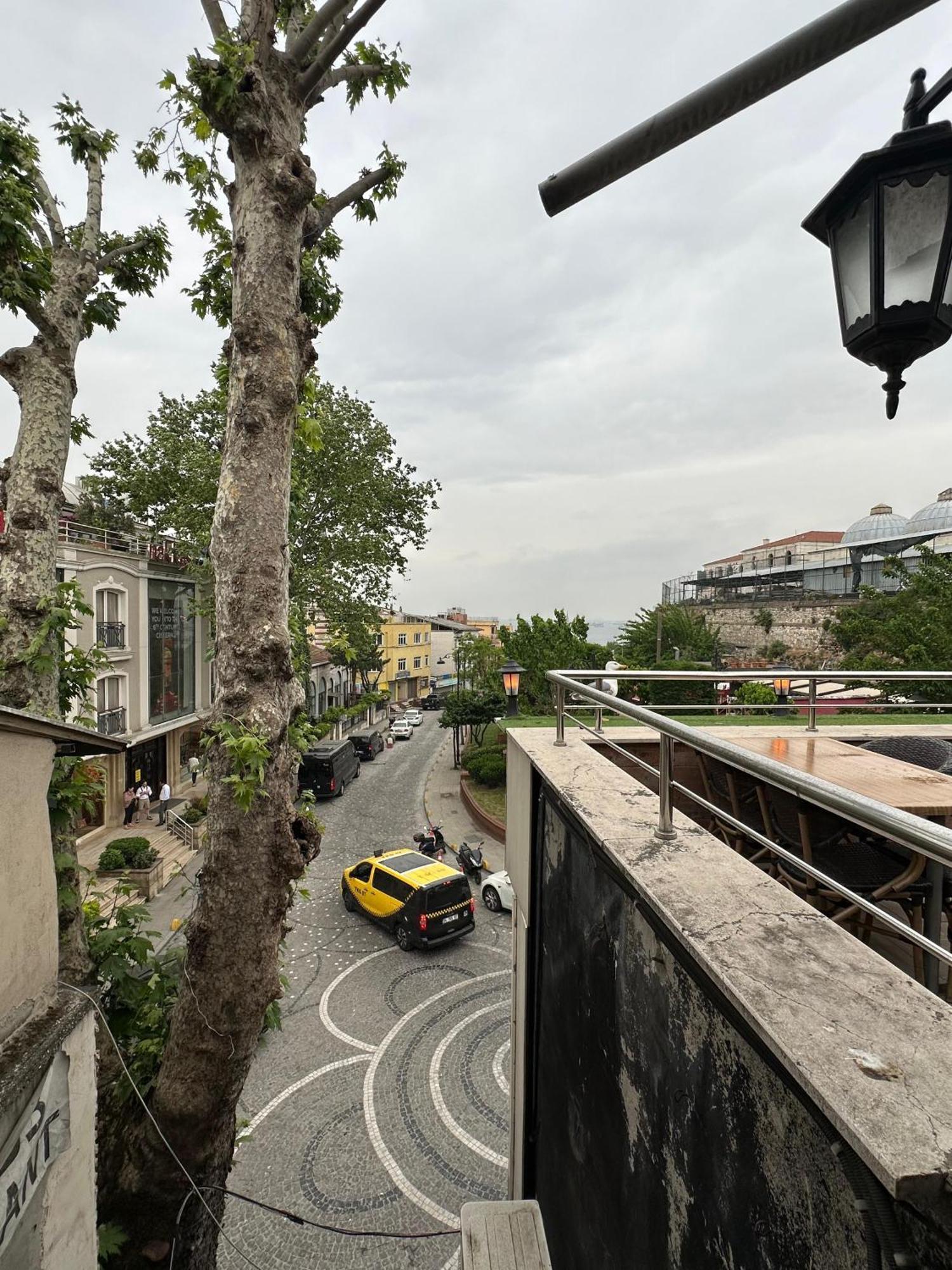 Social House Mil Hotel Istanbul Ngoại thất bức ảnh